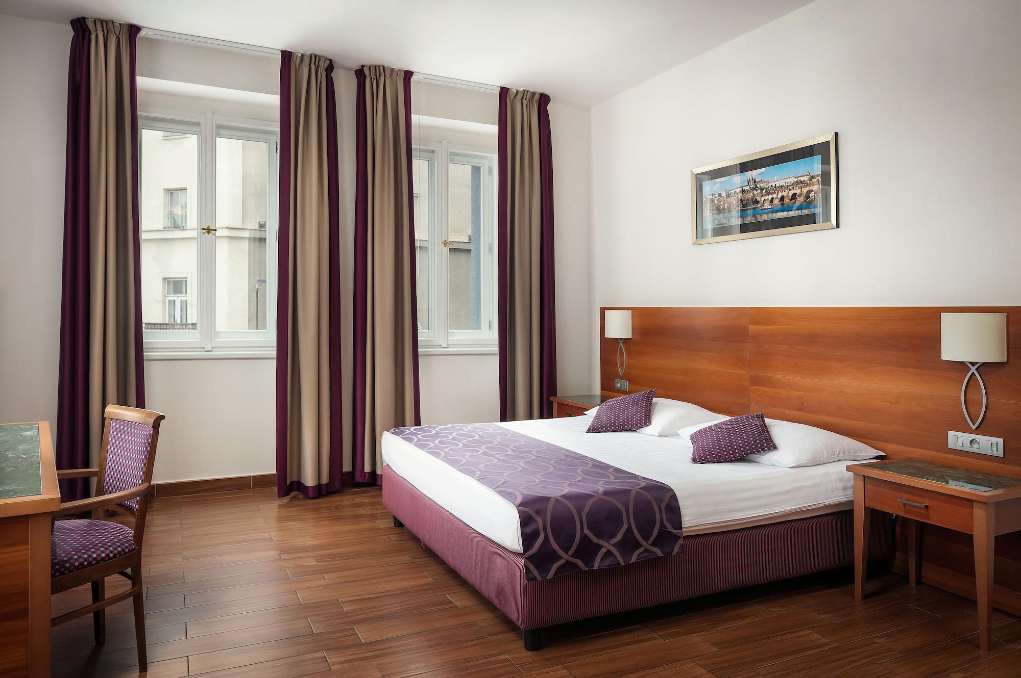 Hotel Galileo Prague Exterior photo