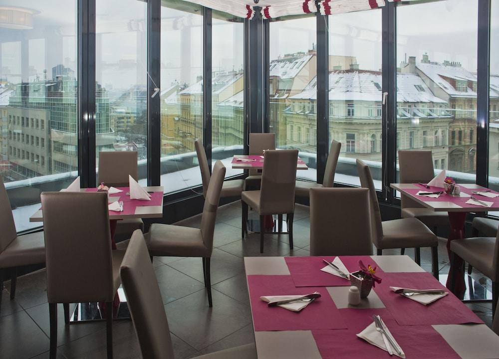 Hotel Galileo Prague Exterior photo